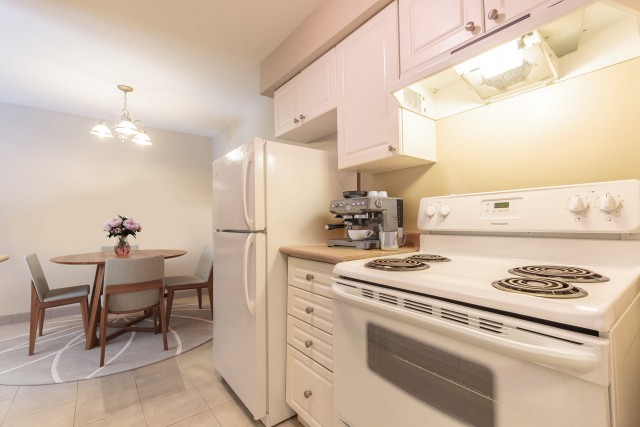 Windsor Apartment Studio $1,520/month. Apartment for rent in Windsor