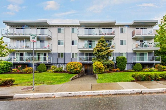 Victoria Apartment 1 b. $2,130/month. Apartment for rent in Victoria