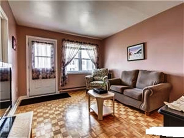 Plateau Mont-Royal  3 b. $90/day. Apartment for rent in Plateau Mont-Royal