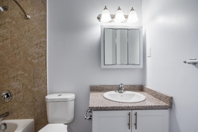 Hamilton Apartment 2 b. $2,415/month. Apartment for rent in Hamilton