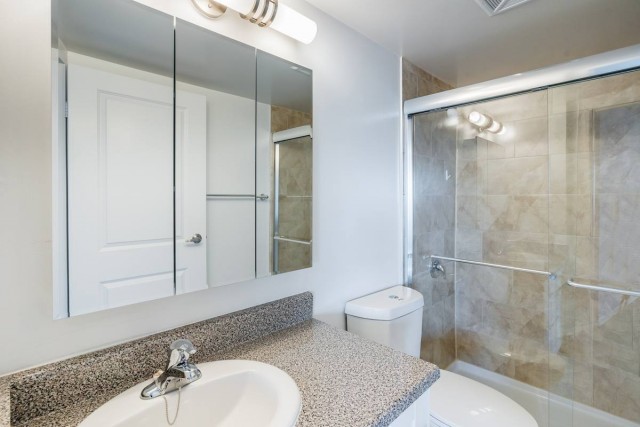 Mississauga Apartment 2 b. $3,080/month. Apartment for rent in Mississauga