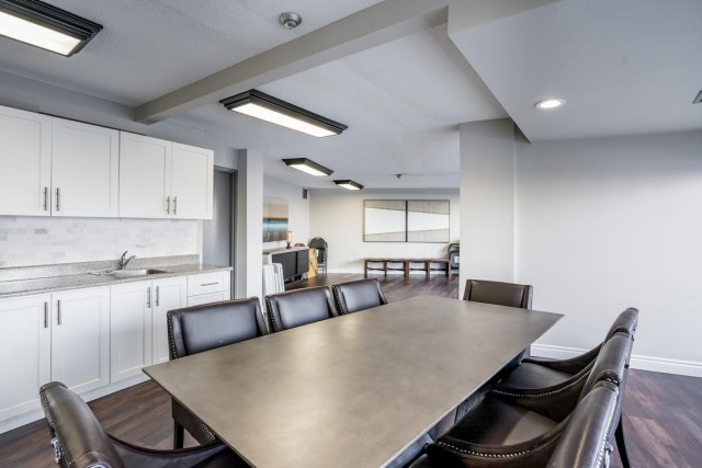Mississauga Apartment 2 b. $3,080/month. Apartment for rent in Mississauga