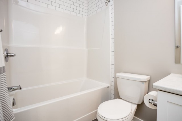 Ottawa Apartment 2 b. $2,390/month. Apartment for rent in Ottawa