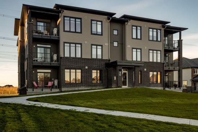 Ottawa Apartment 2 b. $2,390/month. Apartment for rent in Ottawa