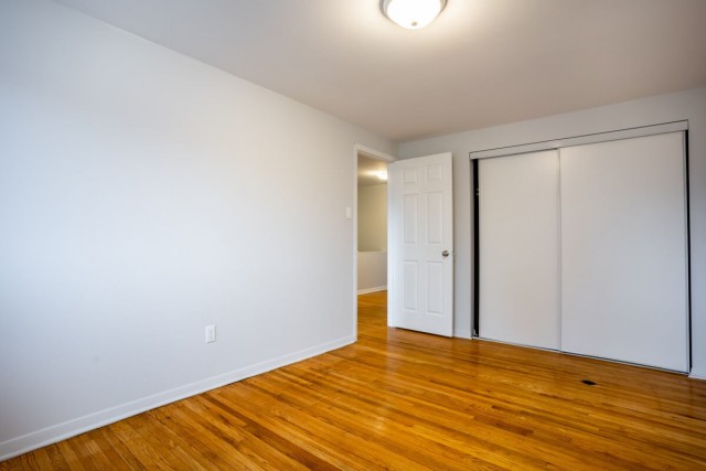 Appartement 4 1/2 Brampton 2 595 $/mois. Appartement à louer Brampton