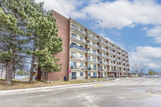 Hamilton Apartment 2 b. $1,799/month. Apartment for rent in Hamilton