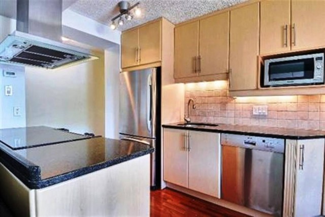  2 1/2 Centre-ville - Montréal 70 $/jour. Appartement à louer Centre-ville - Montréal