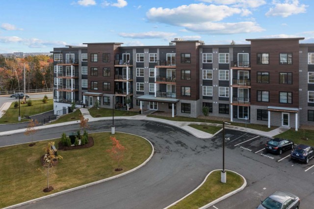 Dartmouth Apartment 2-3 b. $2,575/month. Apartment for rent in Dartmouth