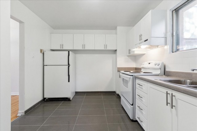 Mississauga Apartment 3 b. $2,995/month. Apartment for rent in Mississauga