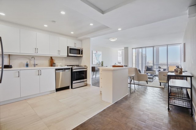 Greater Toronto Area Apartment 1 b. $2,925/month. Apartment for rent in Greater Toronto Area
