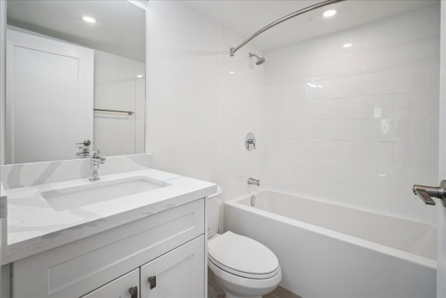 Mississauga Apartment 2 b. $3,135/month. Apartment for rent in Mississauga