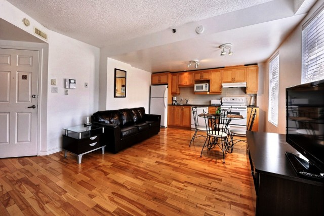  2 1/2 Centre-ville - Montréal 78 $/jour. Appartement à louer Centre-ville - Montréal