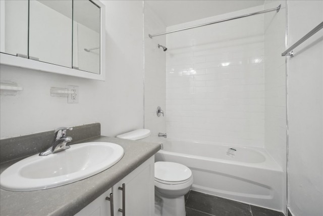 Appartement 5 1/2 Mississauga 3 160 $/mois. Appartement à louer Mississauga