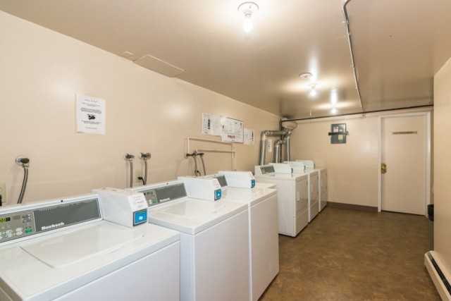 Maison 5 1/2 Edmonton 1 829 $/mois. Appartement à louer Edmonton