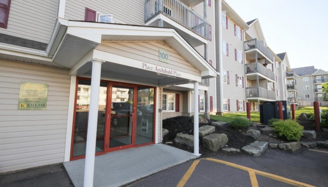 Appartement 2 1/2 Moncton 1 250 $/mois. Appartement à louer Moncton