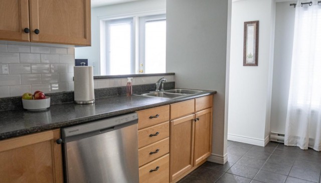 Appartement 2 1/2 Moncton 1 425 $/mois. Appartement à louer Moncton