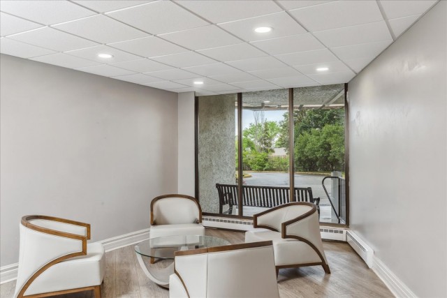 Appartement 4 1/2 London 1 695 $/mois. Appartement à louer London