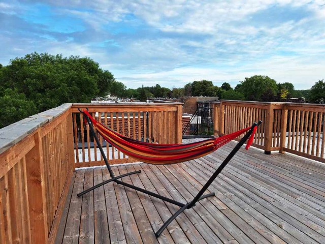  4 1/2 Ville-?mard et Côte-Saint-Paul 84 $/jour. Appartement à louer Ville-?mard et Côte-Saint-Paul