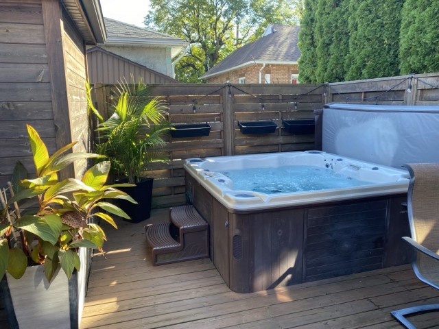  6 1/2 Ville-?mard et Côte-Saint-Paul 93 $/jour. Appartement à louer Ville-?mard et Côte-Saint-Paul