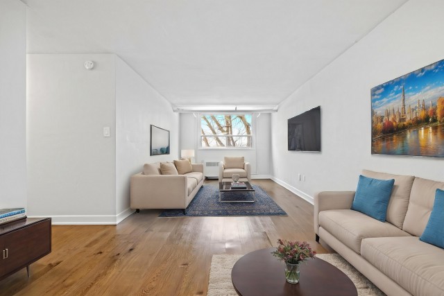 Appartement 4 1/2 Kingston 1 599 $/mois. Appartement à louer Kingston