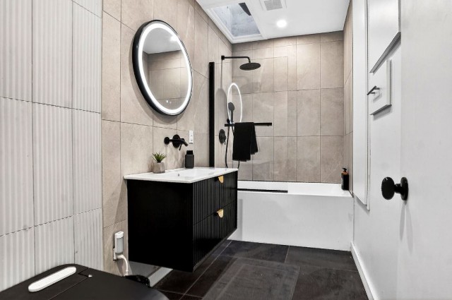 Rosemont,  Petite-Patrie  3 b. $98/day. Apartment for rent in Rosemont,  Petite-Patrie