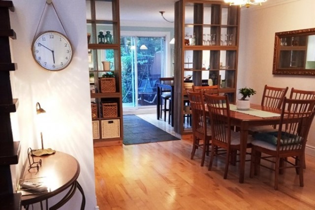 Longueuil  3 b. $110/day. Apartment for rent in Longueuil