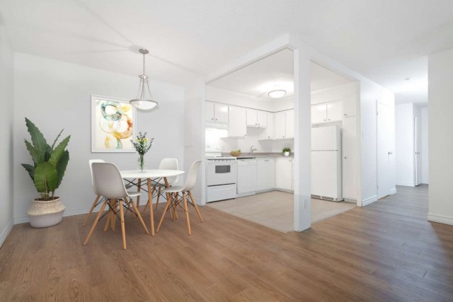 Pointe-Claire Apartment 3 b. $2,565/month. Apartment for rent in Pointe-Claire