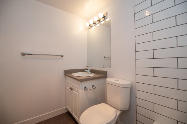 Appartement 2 1/2 Victoria 1 750 $/mois. Appartement à louer Victoria