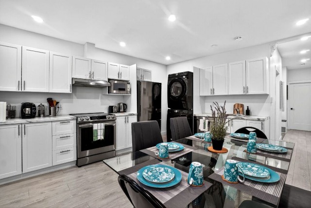  5 1/2 Notre-Dame-de-Grâce 90 $/jour. Appartement à louer Notre-Dame-de-Grâce