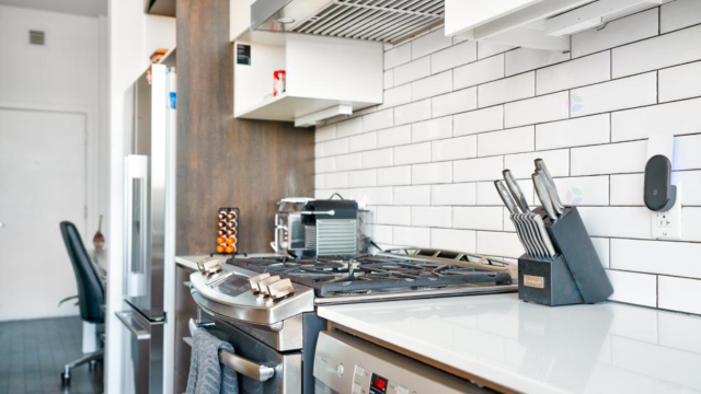  2 1/2 Quartier latin et centre-sud 96 $/jour. Appartement à louer Quartier latin et centre-sud