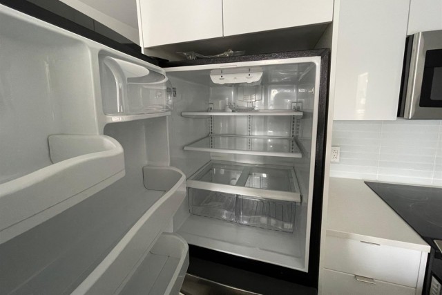 Downtown - Montreal  2 b. $110/day. Apartment for rent in Downtown - Montreal