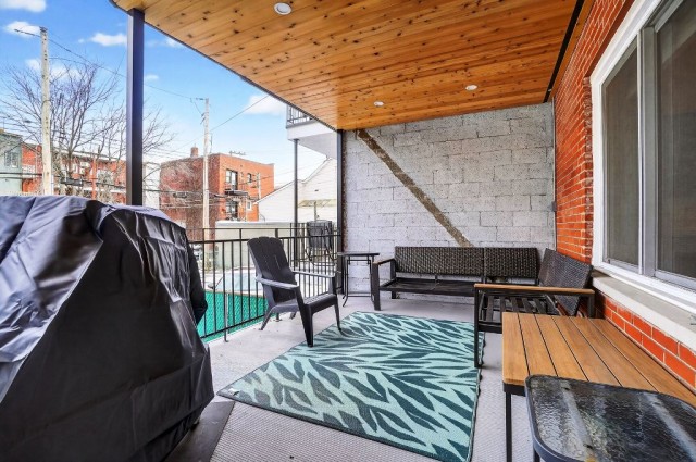  4 1/2 Côte-des-Neiges 72 $/jour. Appartement à louer Côte-des-Neiges