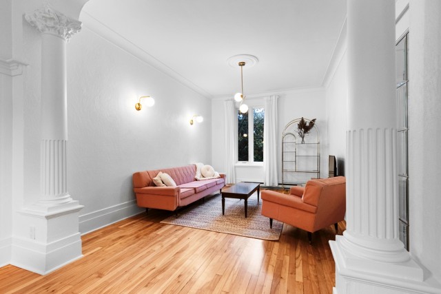 Mirabel  2 b. $80/day. Apartment for rent in Mirabel