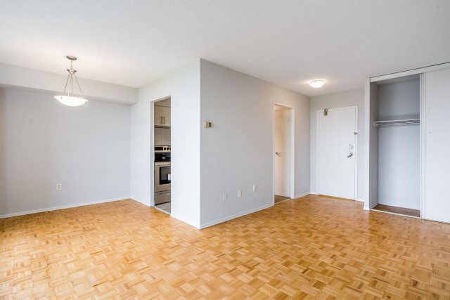 Appartement 2 1/2 Grand Toronto 1 795 $/mois. Appartement à louer Grand Toronto