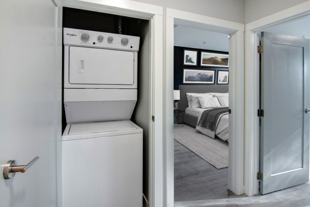 Appartement 4 1/2 Victoria 2 580 $/mois. Appartement à louer Victoria