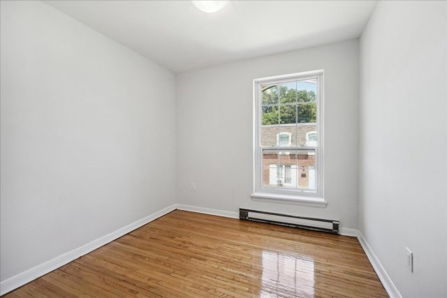 Mississauga Apartment 3 b. $2,895/month. Apartment for rent in Mississauga