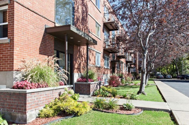 Saint-Lambert Apartment 2 b. $1,395/month. Apartment for rent in Saint-Lambert