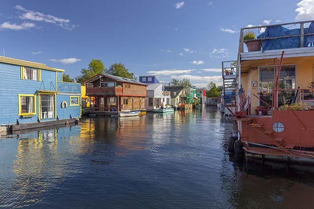 Victoria Apartment 2 b. $2,350/month. Apartment for rent in Victoria