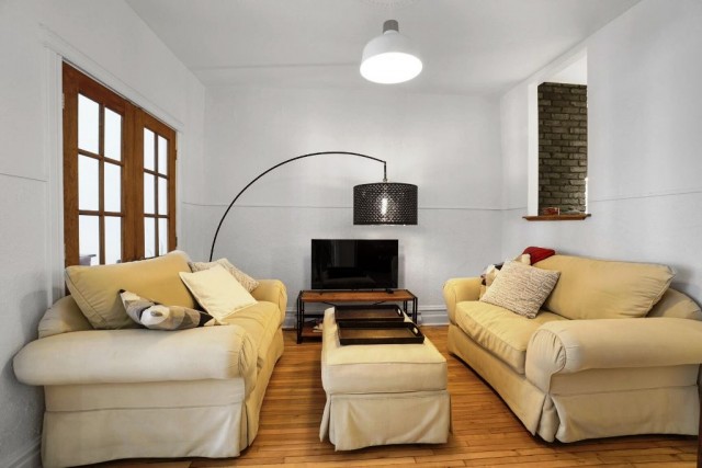 Hochelaga-Maisonneuve  2 b. $78/day. Apartment for rent in Hochelaga-Maisonneuve