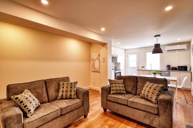  2 1/2 Nouveau-Rosemont et Mercier 50 $/jour. Appartement à louer Nouveau-Rosemont et Mercier