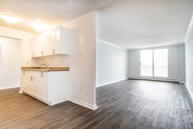 Appartement 2 1/2 London 1 350 $/mois. Appartement à louer London