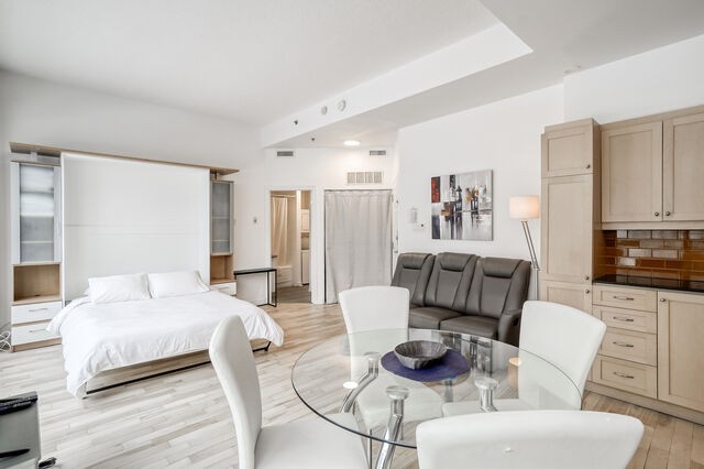  2 1/2 Centre-ville - Montréal 78 $/jour. Appartement à louer Centre-ville - Montréal