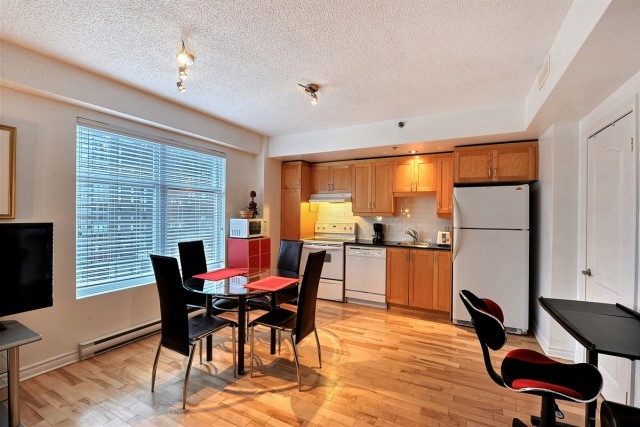  2 1/2 Centre-ville - Montréal 78 $/jour. Appartement à louer Centre-ville - Montréal