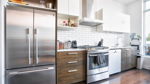 Quartier latin and south-central  1 b. $96/day. Apartment for rent in Quartier latin and south-central