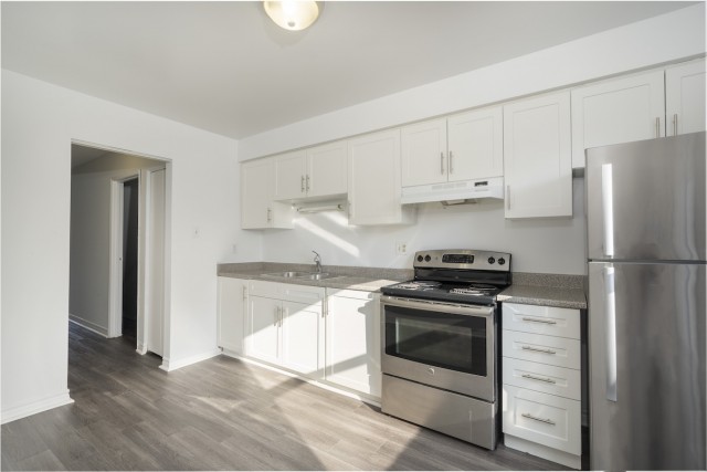 London Apartment 3 b. $2,350/month. Apartment for rent in London