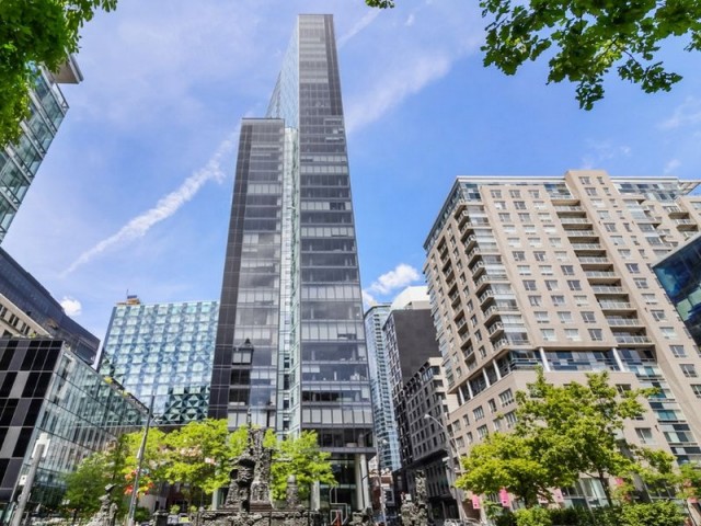 Downtown - Montreal Apartment 1-2 b. $2,134/month. Apartment for rent in Downtown - Montreal