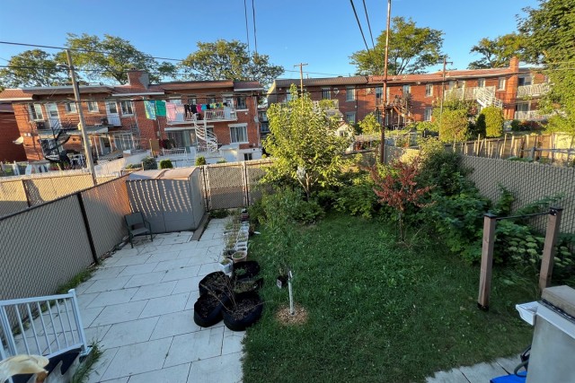 Ahuntsic and Cartierville  2 b. $84/day. Apartment for rent in Ahuntsic and Cartierville