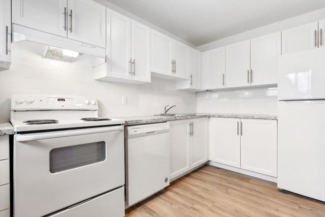 Ottawa Apartment 3 b. $2,565/month. Apartment for rent in Ottawa