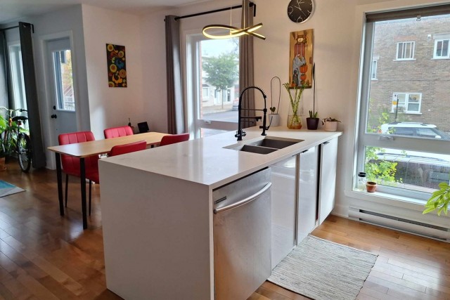  4 1/2 Ville-&Eacute;mard et Côte-Saint-Paul 84 $/jour. Appartement à louer Ville-&Eacute;mard et Côte-Saint-Paul