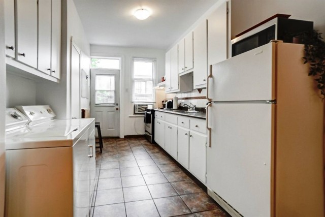  2 1/2 Plateau Mont-Royal 64 $/jour. Appartement à louer Plateau Mont-Royal